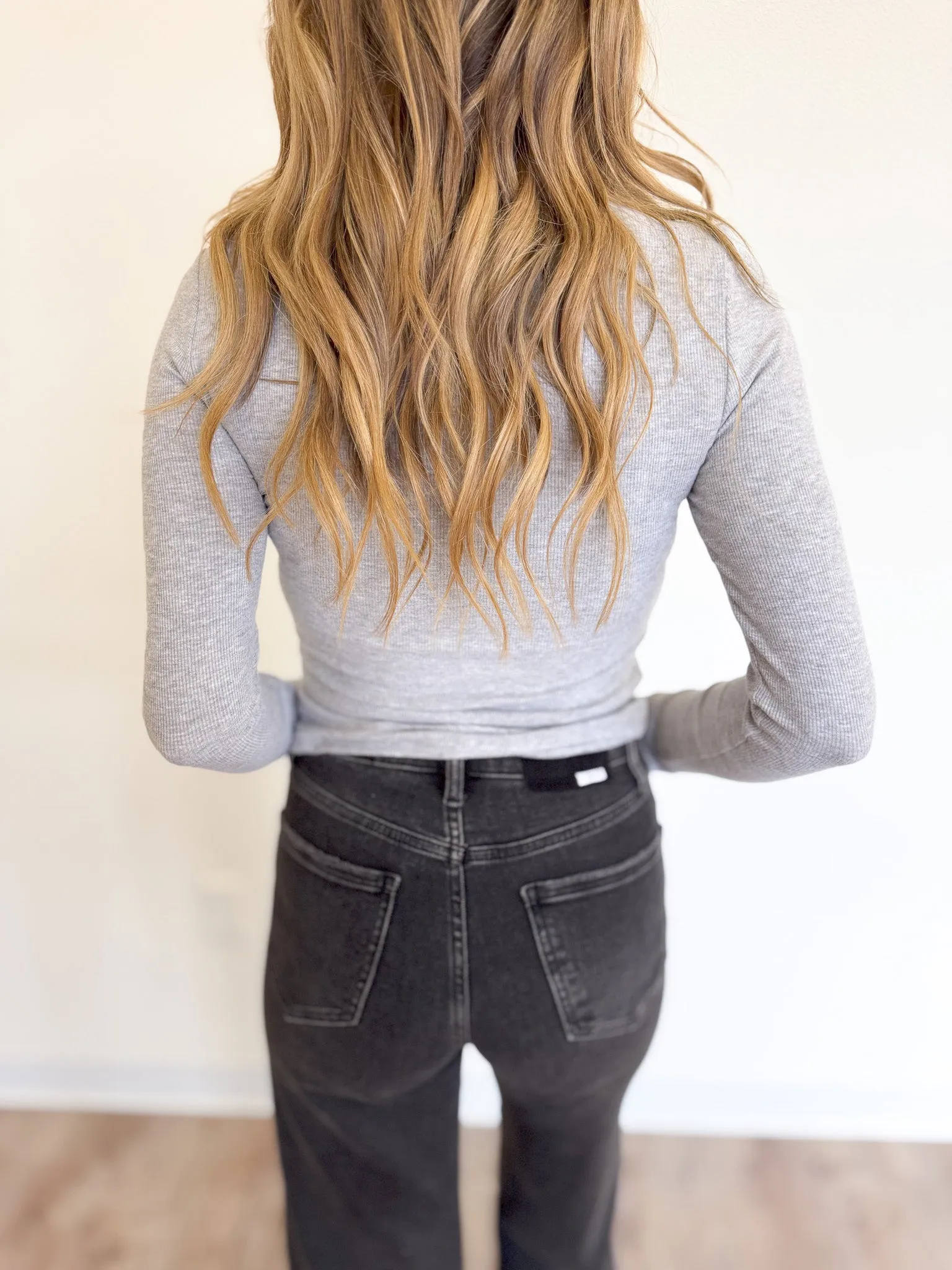 Giana Rib Mock Neck LS Top in H Grey