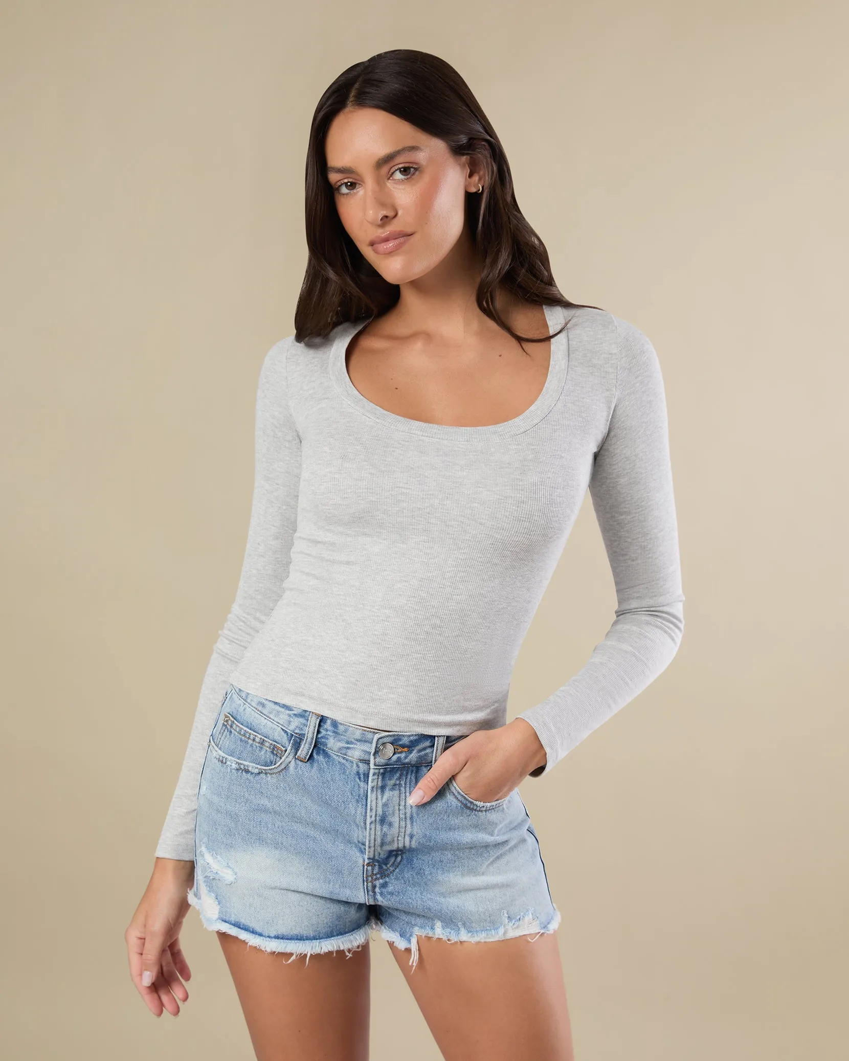 Long Sleeve Ribbed Scoop Top