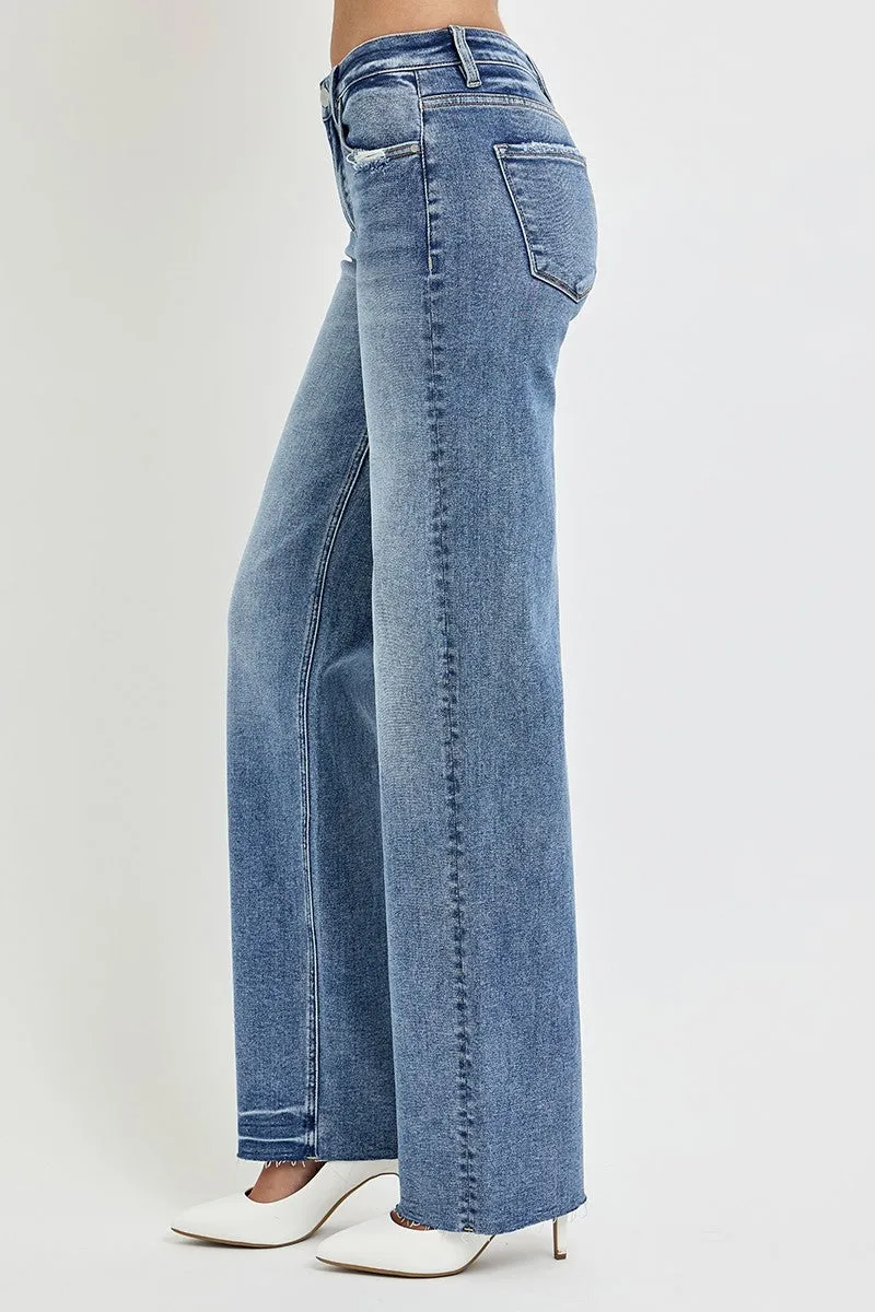 Mackenzie High Rise Straight Leg Jeans with Pockets