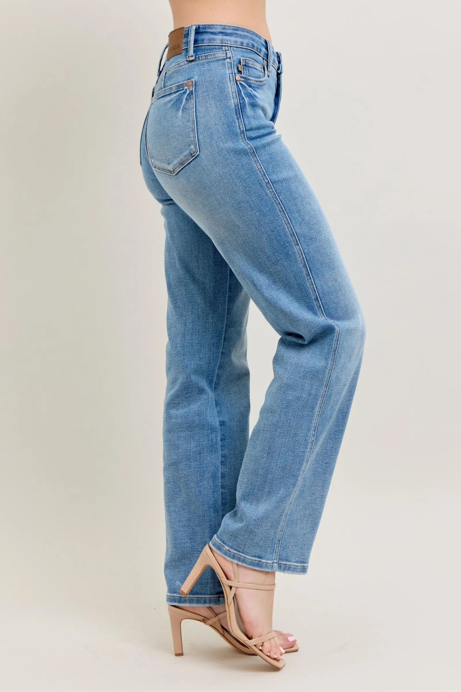 PRE-ORDER Judy Blue Mid Rise Tummy Control Vintage Wash Straight Jeans