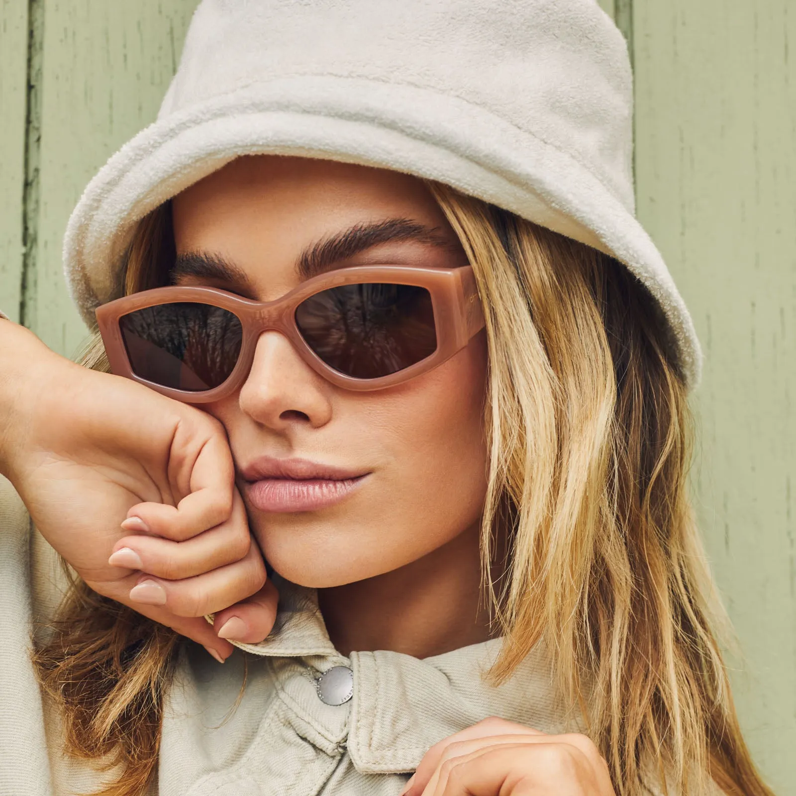 robertson - light taupe   solid light brown sunglasses